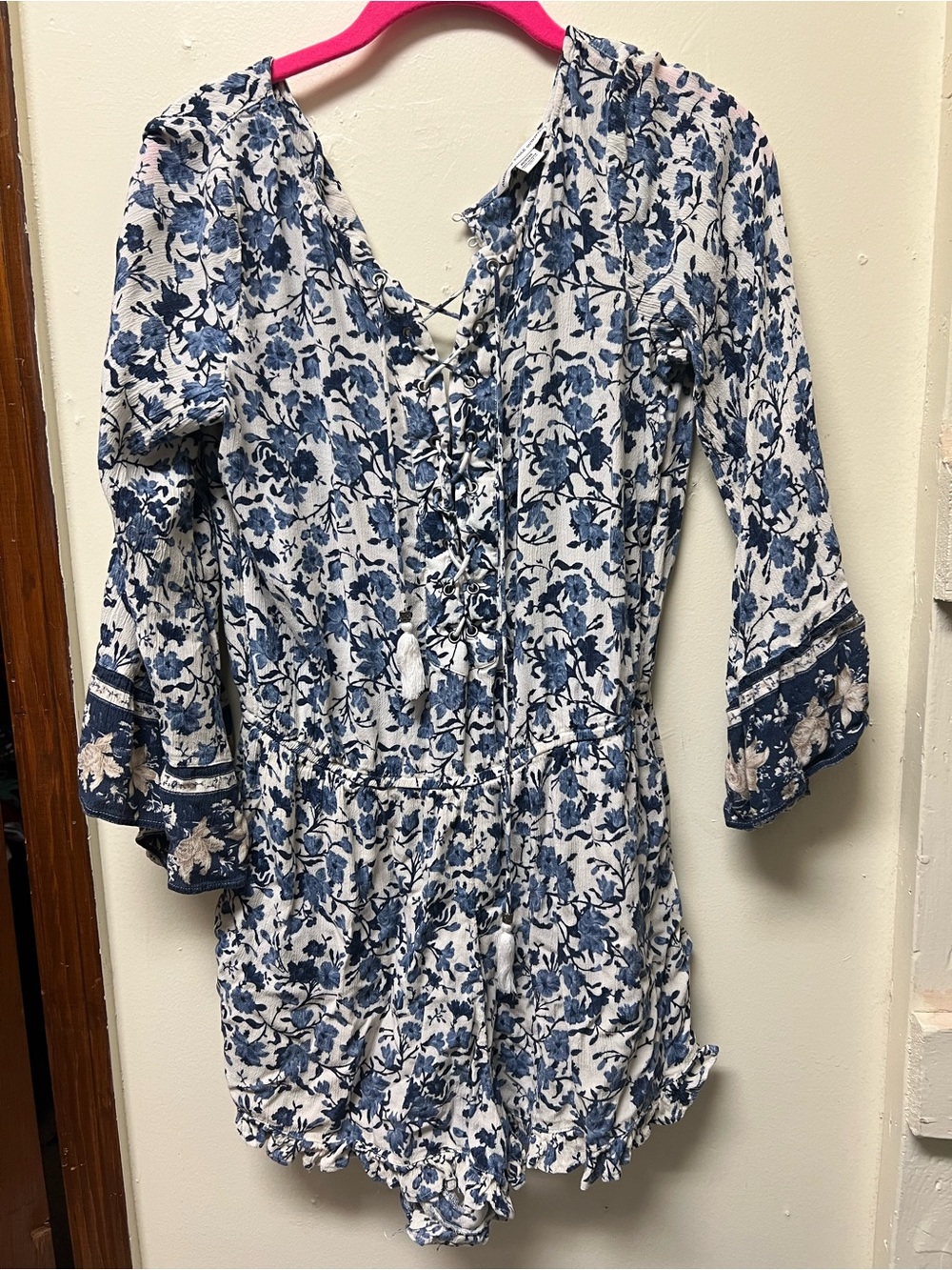 American Eagle Outfitters Blue and White Floral Lace-Up Romper